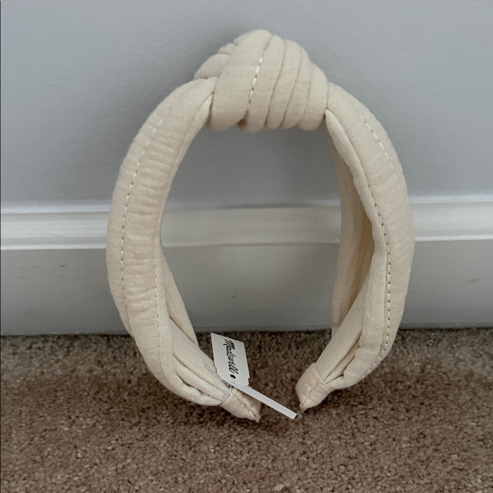 NWT. Madewell Ivory Knotted Headband